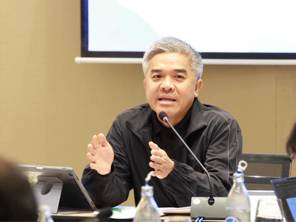 “ดีพร้อม” เปิดเวทีรับฟังความคิดเห็น-ศึกษาดูงาน EECi เชื่อมโยงปัญหาความต้องการผู้ประกอบการ สู่ความร่วมมือในการขับเคลื่อนนวัตกรรมตอบโจทย์อุตสาหกรรมไทยในเศรษฐกิจยุคใหม่