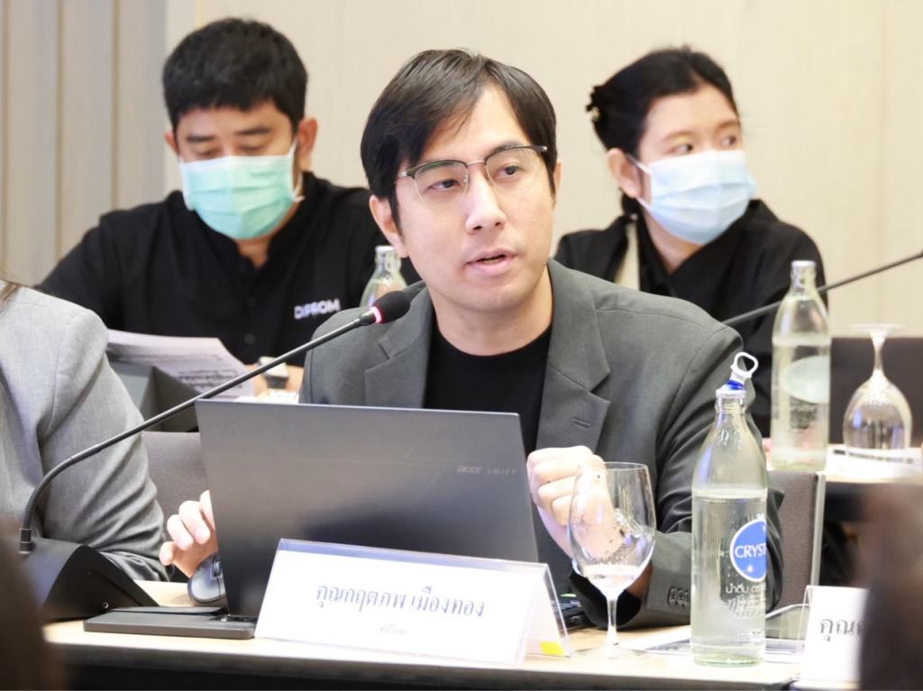 “ดีพร้อม” เปิดเวทีรับฟังความคิดเห็น-ศึกษาดูงาน EECi เชื่อมโยงปัญหาความต้องการผู้ประกอบการ สู่ความร่วมมือในการขับเคลื่อนนวัตกรรมตอบโจทย์อุตสาหกรรมไทยในเศรษฐกิจยุคใหม่