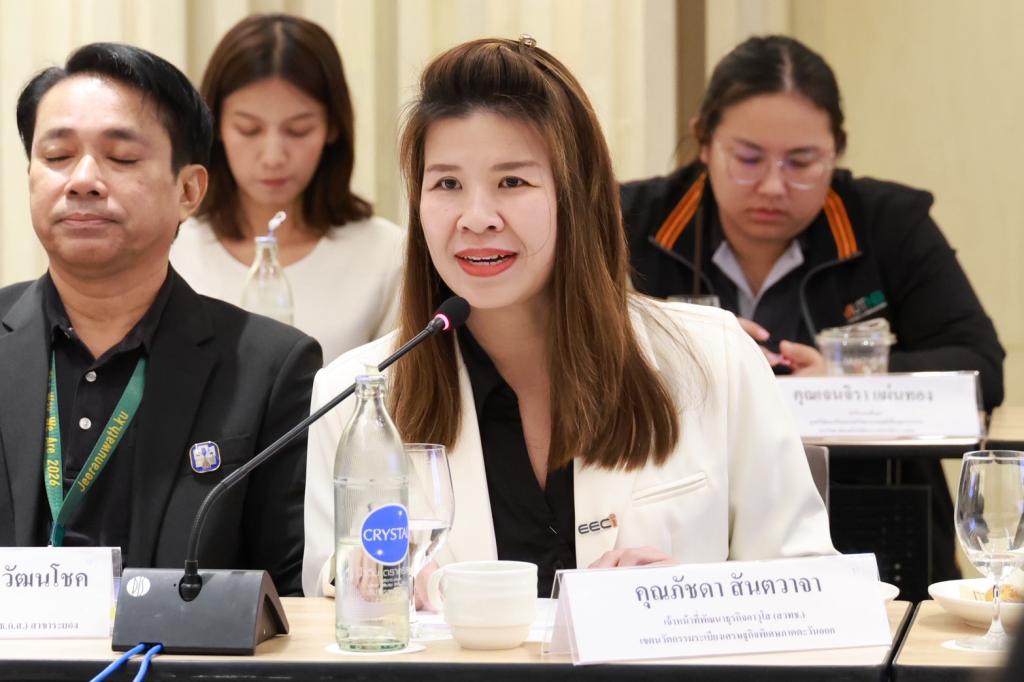 “ดีพร้อม” เปิดเวทีรับฟังความคิดเห็น-ศึกษาดูงาน EECi เชื่อมโยงปัญหาความต้องการผู้ประกอบการ สู่ความร่วมมือในการขับเคลื่อนนวัตกรรมตอบโจทย์อุตสาหกรรมไทยในเศรษฐกิจยุคใหม่