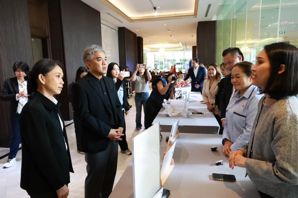 “ดีพร้อม” เดินหน้าขับเคลื่อน Green Supply Chain ผนึกกำลังสร้าง “Eco Chain Synergy” เผยผลสำเร็จยกระดับ SME สู่ความสามารถในการแข่งขัน พร้อมรับมือกติกาสิ่งแวดล้อมระดับสาก