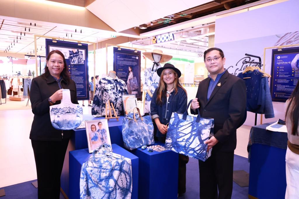 “ดีพร้อม” ขับเคลื่อน Soft Power ไทย จัดงาน "DIPROM Craft Industry" ดันหัตถกรรมไทยสู่สากลชูแนวคิด Eco-Craft เชื่อมโยงผลิตภัณฑ์ชุมชนสู่ตลาดพรีเมียม