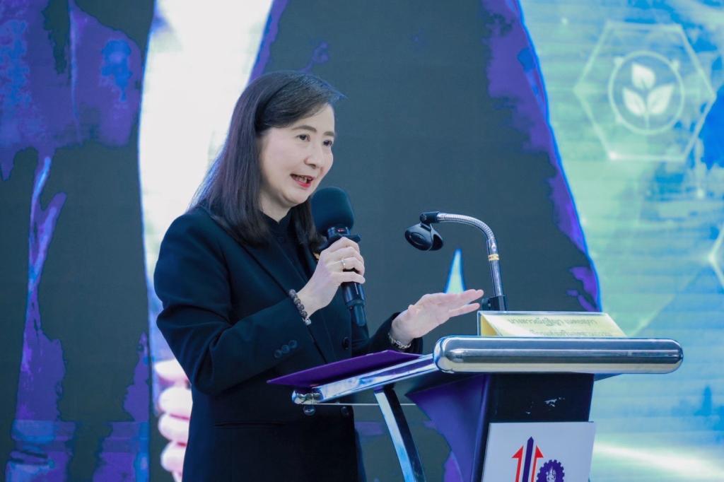 “อธิบดีณัฏฐิญา” ปิดกิจกรรม DIPROM Young SMEs Network รุ่นที่ 3 เชื่อมเครือข่ายนักธุรกิจรุ่นใหม่ สร้างมูลค่าทางเศรษฐกิจกว่า 47 ล้านบาท พร้อมชู 3 กิจการต้นแบบความสำเร็จ ต่อยอดพลังเครือข่ายสู่การเติบโตอย่างยั่งยืน