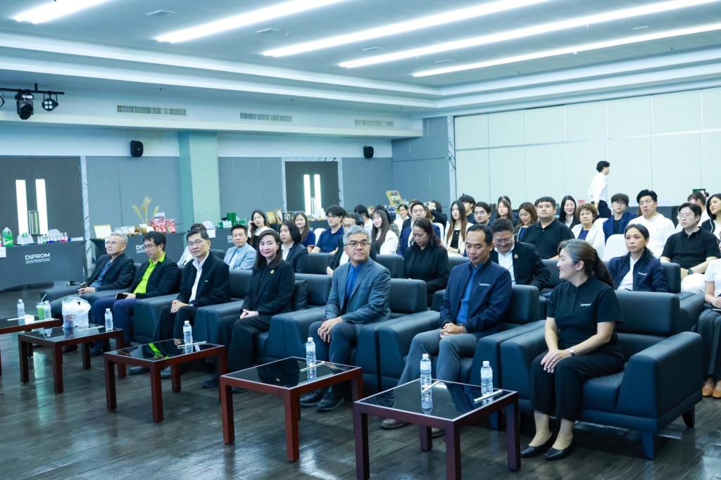 “อธิบดีณัฏฐิญา” ปิดกิจกรรม DIPROM Young SMEs Network รุ่นที่ 3 เชื่อมเครือข่ายนักธุรกิจรุ่นใหม่ สร้างมูลค่าทางเศรษฐกิจกว่า 47 ล้านบาท พร้อมชู 3 กิจการต้นแบบความสำเร็จ ต่อยอดพลังเครือข่ายสู่การเติบโตอย่างยั่งยืน