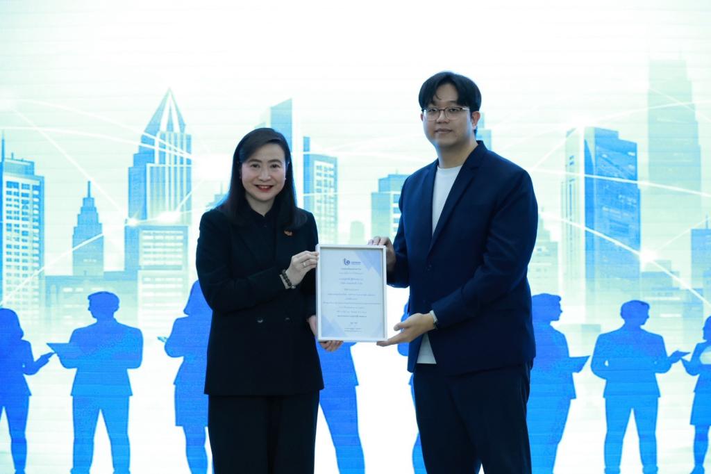 “อธิบดีณัฏฐิญา” ปิดกิจกรรม DIPROM Young SMEs Network รุ่นที่ 3 เชื่อมเครือข่ายนักธุรกิจรุ่นใหม่ สร้างมูลค่าทางเศรษฐกิจกว่า 47 ล้านบาท พร้อมชู 3 กิจการต้นแบบความสำเร็จ ต่อยอดพลังเครือข่ายสู่การเติบโตอย่างยั่งยืน