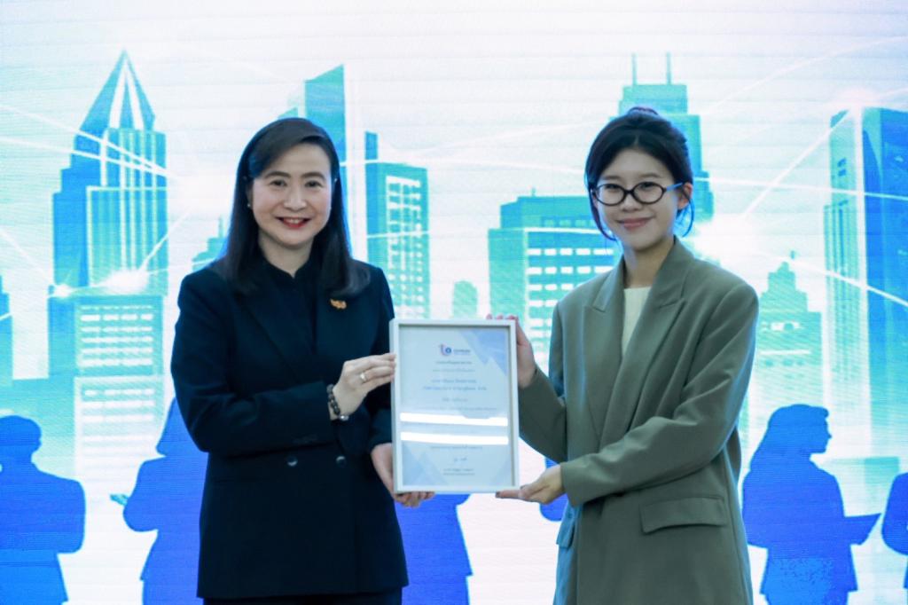 “อธิบดีณัฏฐิญา” ปิดกิจกรรม DIPROM Young SMEs Network รุ่นที่ 3 เชื่อมเครือข่ายนักธุรกิจรุ่นใหม่ สร้างมูลค่าทางเศรษฐกิจกว่า 47 ล้านบาท พร้อมชู 3 กิจการต้นแบบความสำเร็จ ต่อยอดพลังเครือข่ายสู่การเติบโตอย่างยั่งยืน