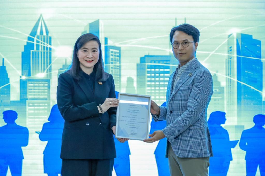 “อธิบดีณัฏฐิญา” ปิดกิจกรรม DIPROM Young SMEs Network รุ่นที่ 3 เชื่อมเครือข่ายนักธุรกิจรุ่นใหม่ สร้างมูลค่าทางเศรษฐกิจกว่า 47 ล้านบาท พร้อมชู 3 กิจการต้นแบบความสำเร็จ ต่อยอดพลังเครือข่ายสู่การเติบโตอย่างยั่งยืน