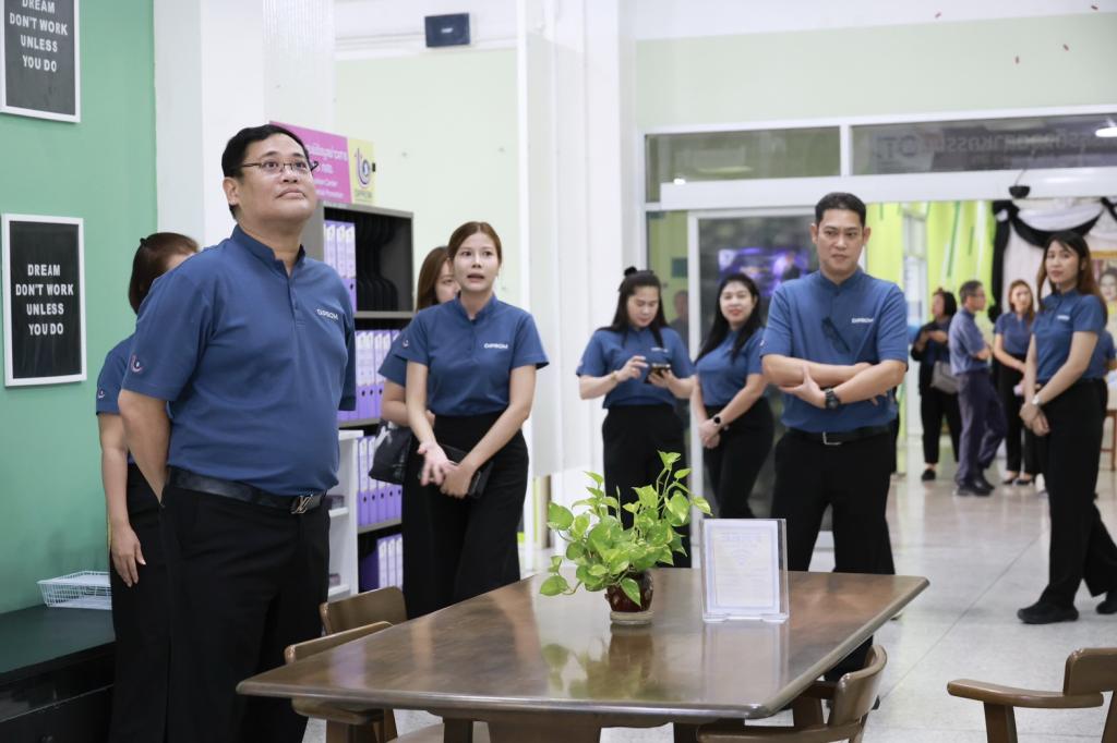 “รองอธิบดีพลาวุธ” ลงพื้นที่ตรวจเยี่ยม DC3 มอบนโยบายขับเคลื่อนงานเชิงพื้นที่ ปลุกพลังใจบุคลากรดีพร้อม พร้อมทำงานเชิงรุก สร้าง Brand Identity -พัฒนาความรู้–เชี่ยวชาญงาน–ตอบโจทย์ ผปก. ให้เป็นที่ประจักษ์