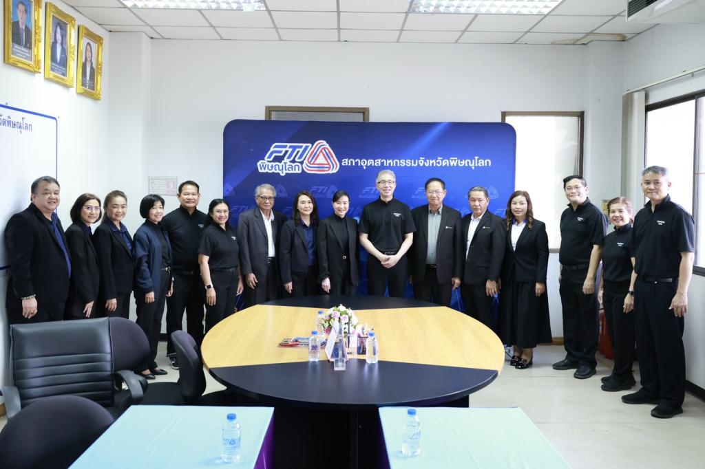 “ปลัดณัฐพล” บินตรงเมืองสองแคว เปิด “ศูนย์อุตสาหกรรมรวมใจ” หนุน “ดีพร้อม” เชื่อมพลังรัฐ–เอกชน เร่งฟื้นฟูธุรกิจภาคเหนือตอนล่าง