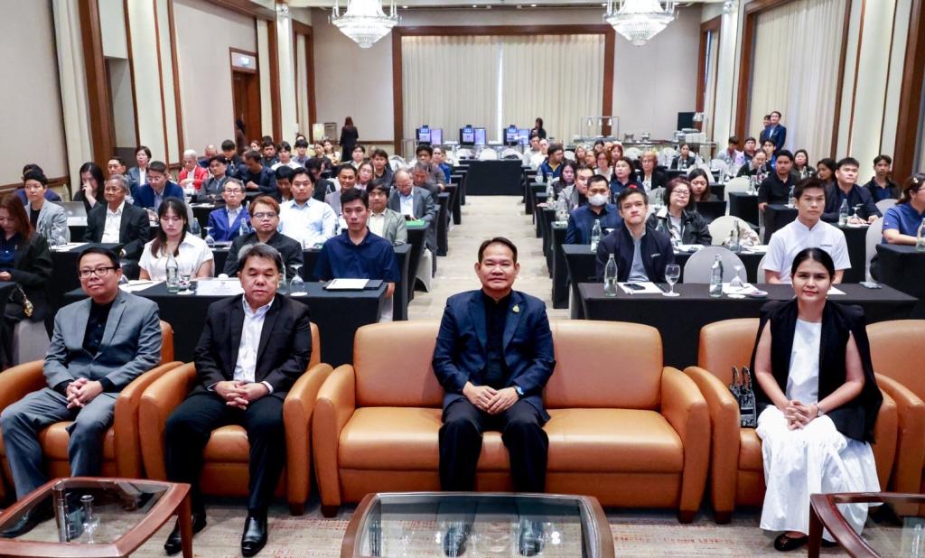 “ดีพร้อม” ชูความสำเร็จ โลจิสติกส์ยุคใหม่ ขับเคลื่อนธุรกิจไทย ให้เติบโตอย่างยั่งยืนด้วย "Risk & iLPI Management"