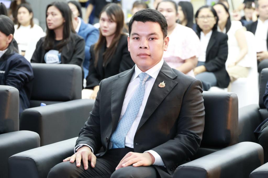 ดีพร้อม - เดลต้า เดินหน้า DIPROM x DELTA Angel Fund ปั้น 10 สตาร์ทอัพไทย หนุนใช้เทคโนโลยีแก้โจทย์อุตสาหกรรมในตลาดจริง คาดสร้างมูลค่าเศรษฐกิจกว่า 150 ล้านบาท