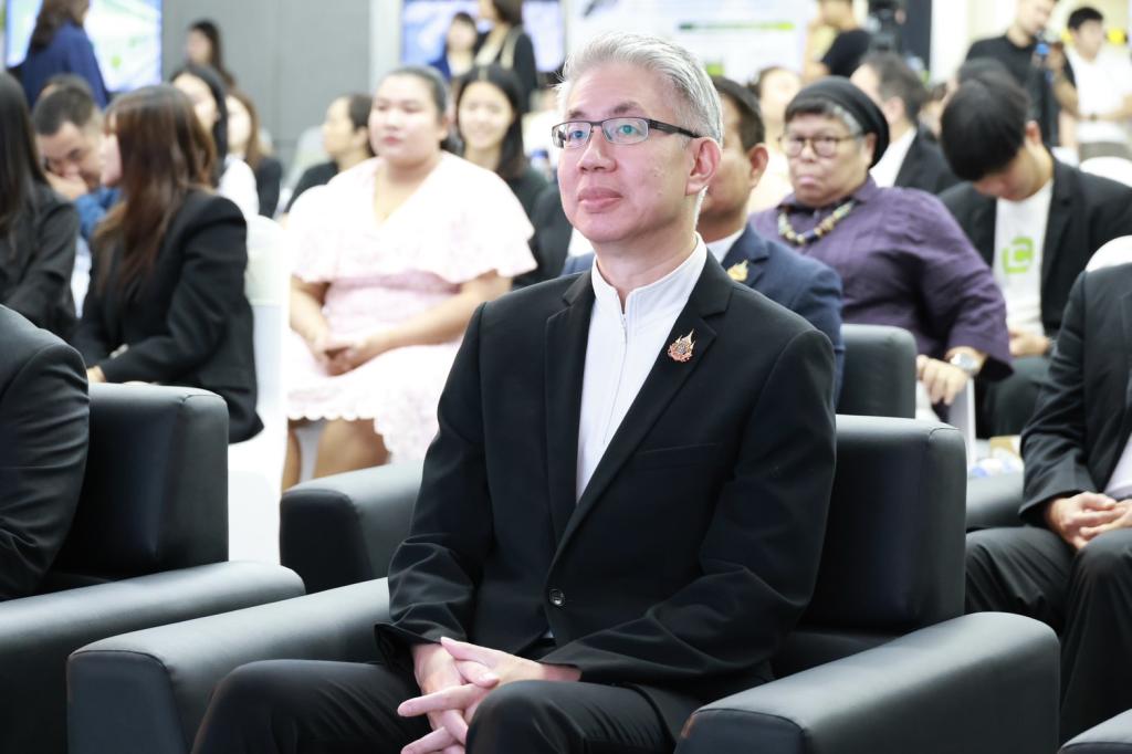 ดีพร้อม - เดลต้า เดินหน้า DIPROM x DELTA Angel Fund ปั้น 10 สตาร์ทอัพไทย หนุนใช้เทคโนโลยีแก้โจทย์อุตสาหกรรมในตลาดจริง คาดสร้างมูลค่าเศรษฐกิจกว่า 150 ล้านบาท