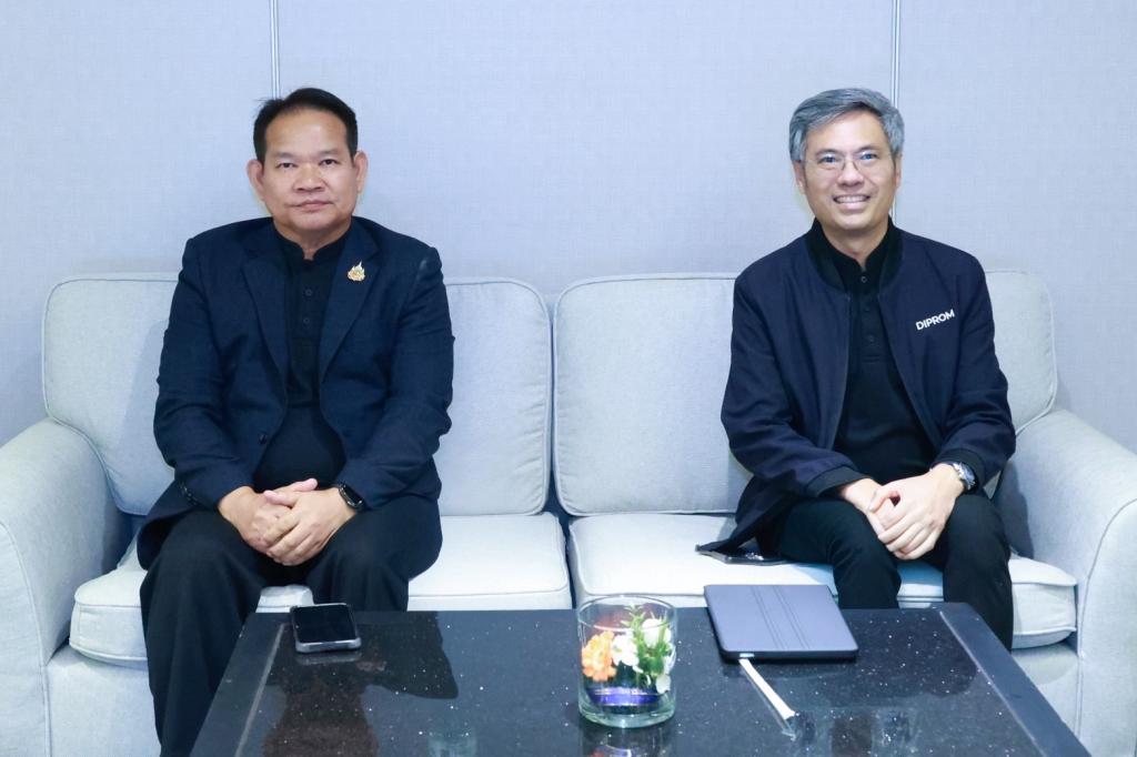 “รองอธิบดีสุรพล” มอบโอวาทบุคลากรดีพร้อมบรรจุใหม่ เน้นให้ยึดมั่นวินัยและธรรมาภิบาล พร้อมเป็นพลังขับเคลื่อนองค์กร