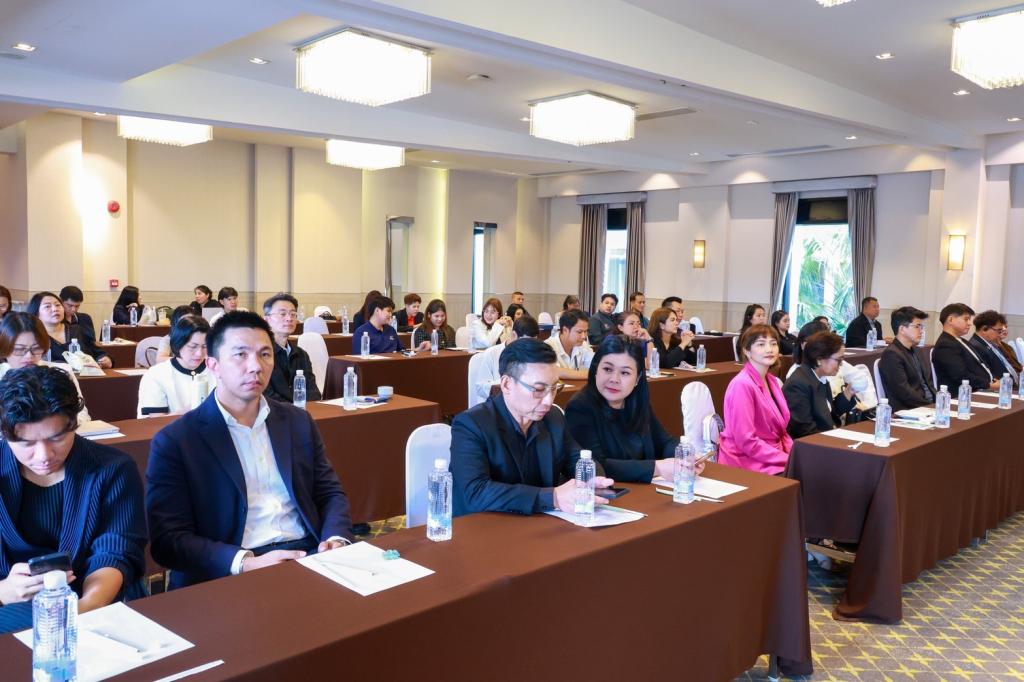 “ดีพร้อม” เสริมศักยภาพ SMEs ปรับธุรกิจด้วยดิจิทัล MDICP–ESG สร้างมูลค่าทางเศรษฐกิจกว่า 200 ล้านบาท
