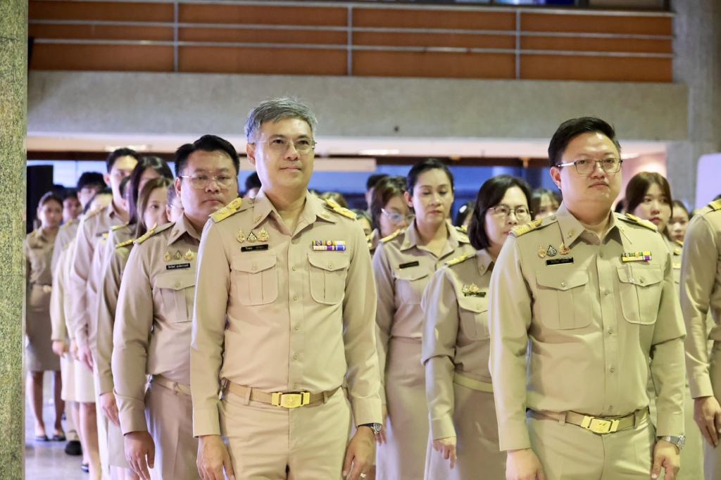 “อธิบดีณัฏฐิญา” นำทีมดีพร้อม ร่วมเคารพธงชาติ สืบสานความภาคภูมิใจในความเป็นชาติไทย