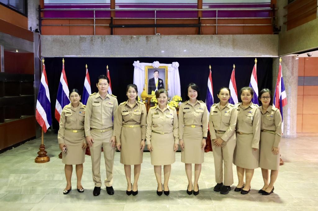 “อธิบดีณัฏฐิญา” นำทีมดีพร้อม ร่วมเคารพธงชาติ สืบสานความภาคภูมิใจในความเป็นชาติไทย