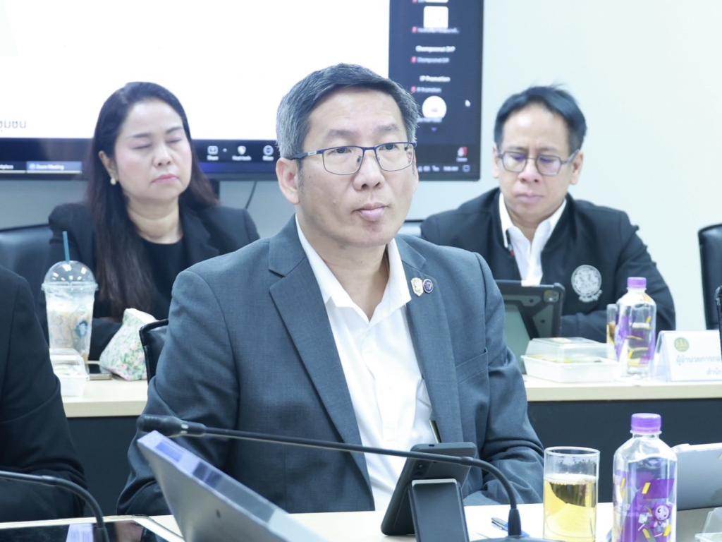 “ดีพร้อม” ร่วมประชุมขับเคลื่อนบอร์ดเศรษฐกิจชุมชนฯ เดินหน้าขับเคลื่อนมาตรการหนุนผู้ประกอบการ ปลดล็อกแหล่งเงินทุน ดัน SME CONNEXT ช่วยบริหารธุรกิจครบวงจร