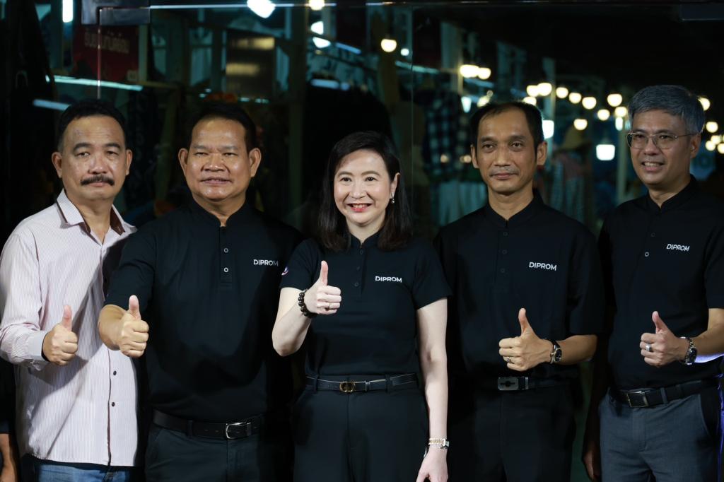 “อธิบดีณัฏฐิญา” เปิดร้าน งาน DIPROM FAIR 2026 ช้อปฟิน สินค้าดี ช่วย SMEs ฝ่าวิกฤตอุทกภัย เติมโอกาส เพิ่มช่องทางตลาดให้ผู้ประกอบการไทย