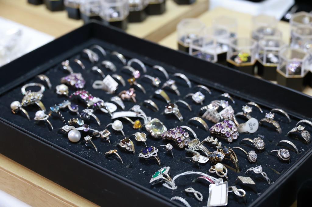 “อธิบดีณัฏฐิญา” เปิดร้าน งาน DIPROM FAIR 2026 ช้อปฟิน สินค้าดี ช่วย SMEs ฝ่าวิกฤตอุทกภัย เติมโอกาส เพิ่มช่องทางตลาดให้ผู้ประกอบการไทย