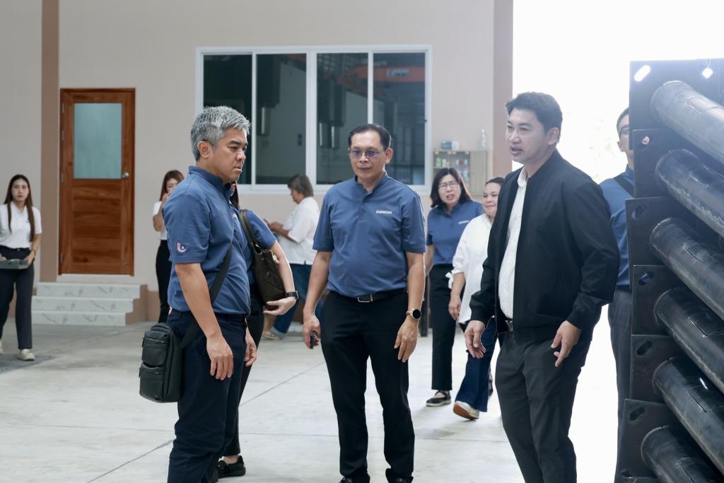“รองอธิบดีดุสิต” เยือนอุบลฯ เมืองดอกบัวงาม ปั้น DNA ทีม “ดีพร้อม” ใช้ Storytelling-เทคโนโลยี-Paperless พร้อมรับฟังเสียงสะท้อน ออกแบบหลักสูตรตอบโจทย์ความต้องการ