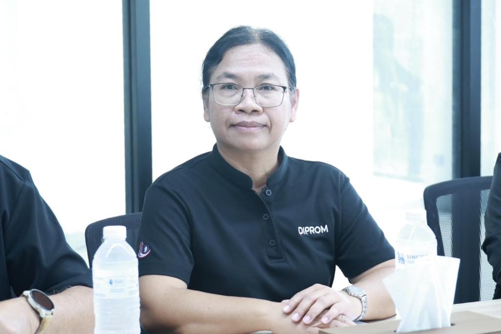 “รองอธิบดีดุสิต” เยือนถิ่นอุบลฯ ชมต้นแบบผู้ประกอบการ “ดีพร้อม” หนุนใช้เทคโนโลยี–นวัตกรรม ต่อยอดความสำเร็จสู่การเติบโตอย่างยั่งยืน