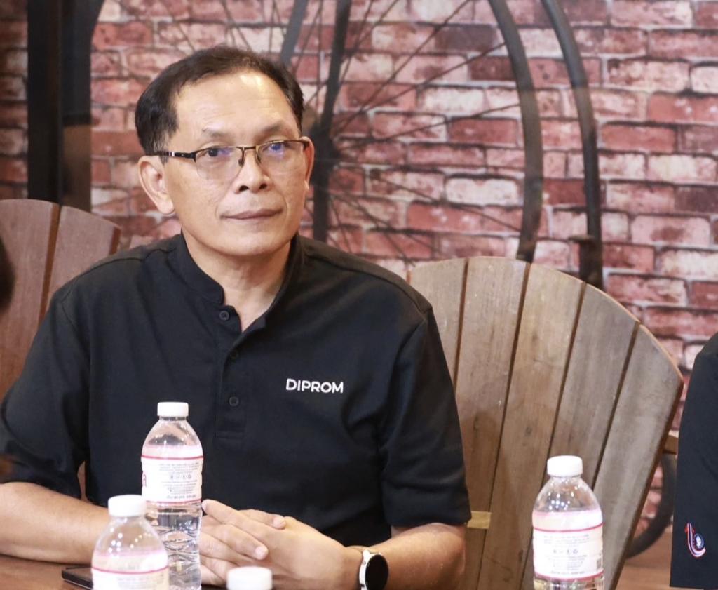 “รองอธิบดีดุสิต” เยือนถิ่นอุบลฯ ชมต้นแบบผู้ประกอบการ “ดีพร้อม” หนุนใช้เทคโนโลยี–นวัตกรรม ต่อยอดความสำเร็จสู่การเติบโตอย่างยั่งยืน
