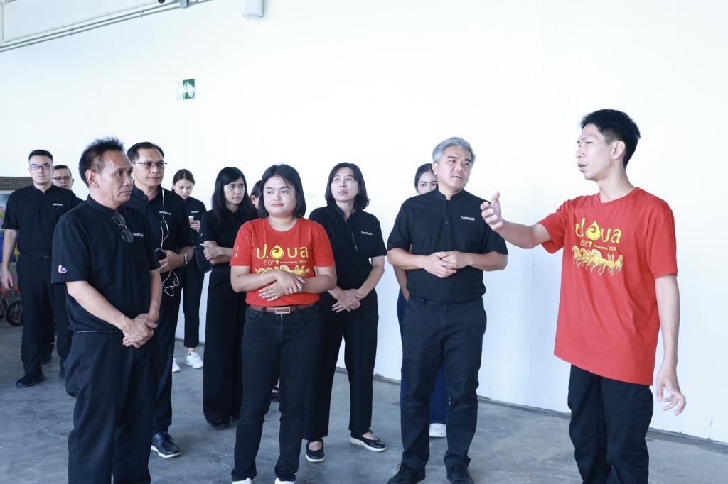 “รองอธิบดีดุสิต” เยือนถิ่นอุบลฯ ชมต้นแบบผู้ประกอบการ “ดีพร้อม” หนุนใช้เทคโนโลยี–นวัตกรรม ต่อยอดความสำเร็จสู่การเติบโตอย่างยั่งยืน