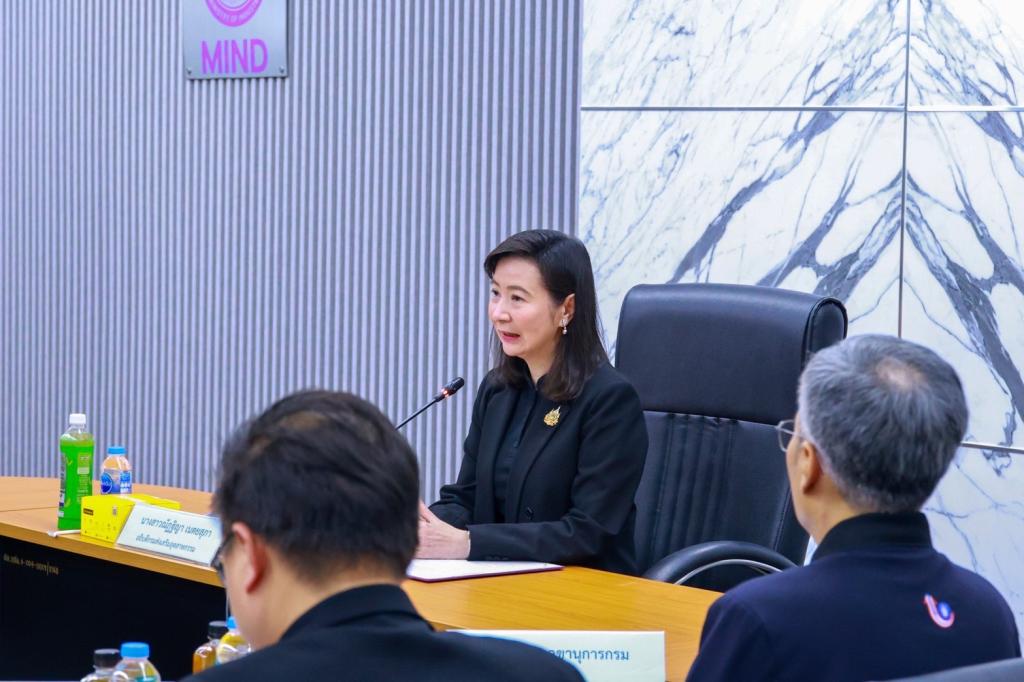 “อธิบดีณัฏฐิญา” นำทีมดีพร้อม ปูฐานองค์กรคาร์บอนต่ำ ชู “CFO DIPROM” สร้างองค์ความรู้ส่งต่อ SME พร้อมขับเคลื่อนเศรษฐกิจสู่ความยั่งยืน