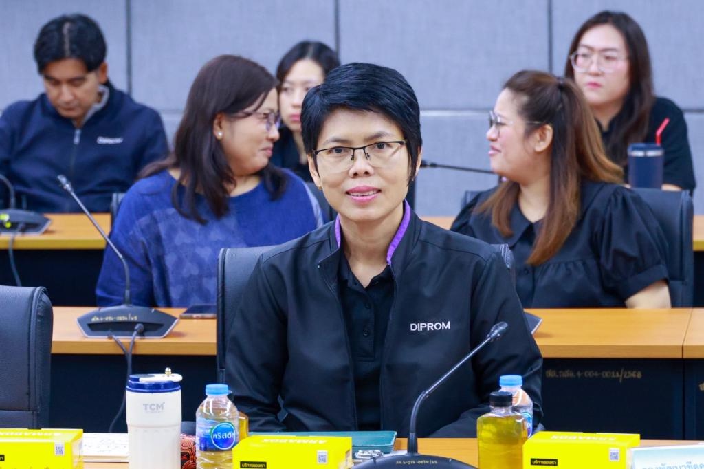 “อธิบดีณัฏฐิญา” นำทีมดีพร้อม ปูฐานองค์กรคาร์บอนต่ำ ชู “CFO DIPROM” สร้างองค์ความรู้ส่งต่อ SME พร้อมขับเคลื่อนเศรษฐกิจสู่ความยั่งยืน