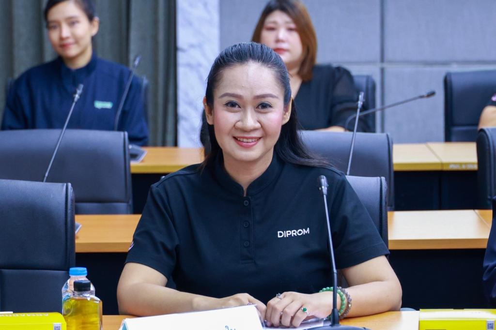 “อธิบดีณัฏฐิญา” นำทีมดีพร้อม ปูฐานองค์กรคาร์บอนต่ำ ชู “CFO DIPROM” สร้างองค์ความรู้ส่งต่อ SME พร้อมขับเคลื่อนเศรษฐกิจสู่ความยั่งยืน