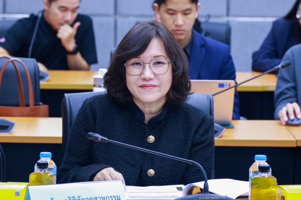 “อธิบดีณัฏฐิญา” นำทีมดีพร้อม ปูฐานองค์กรคาร์บอนต่ำ ชู “CFO DIPROM” สร้างองค์ความรู้ส่งต่อ SME พร้อมขับเคลื่อนเศรษฐกิจสู่ความยั่งยืน