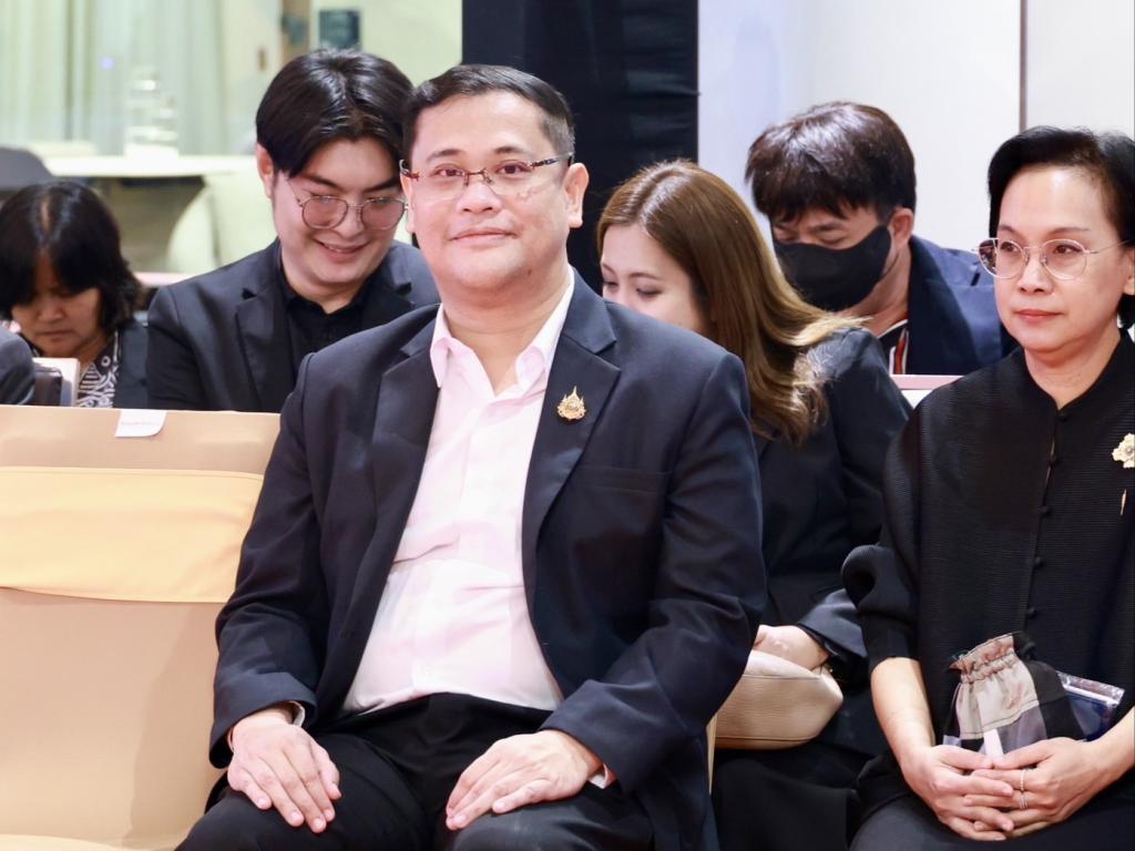 “ดีพร้อม” ร่วมพิธีมอบรางวัล "GIT’s World Jewelry Design Awards 2026 & GIT’s World Challenge Gems Faceting Master 2026" ฉลองความสำเร็จครบรอบ 2 ทศวรรษแห่งเวทีดีไซน์ระดับสากล