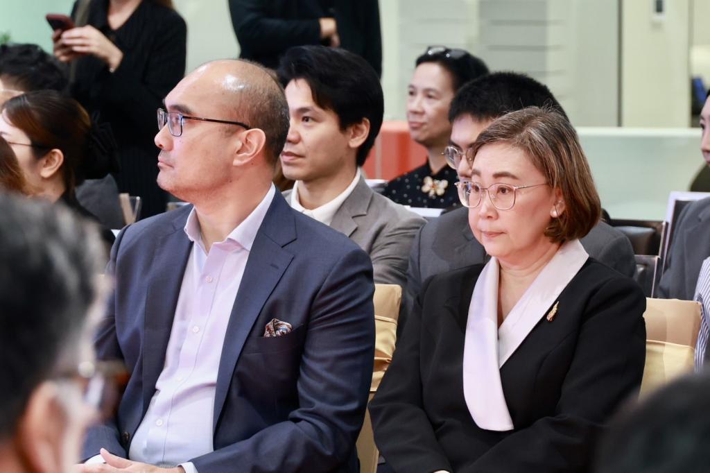 “ดีพร้อม” ร่วมพิธีมอบรางวัล "GIT’s World Jewelry Design Awards 2026 & GIT’s World Challenge Gems Faceting Master 2026" ฉลองความสำเร็จครบรอบ 2 ทศวรรษแห่งเวทีดีไซน์ระดับสากล