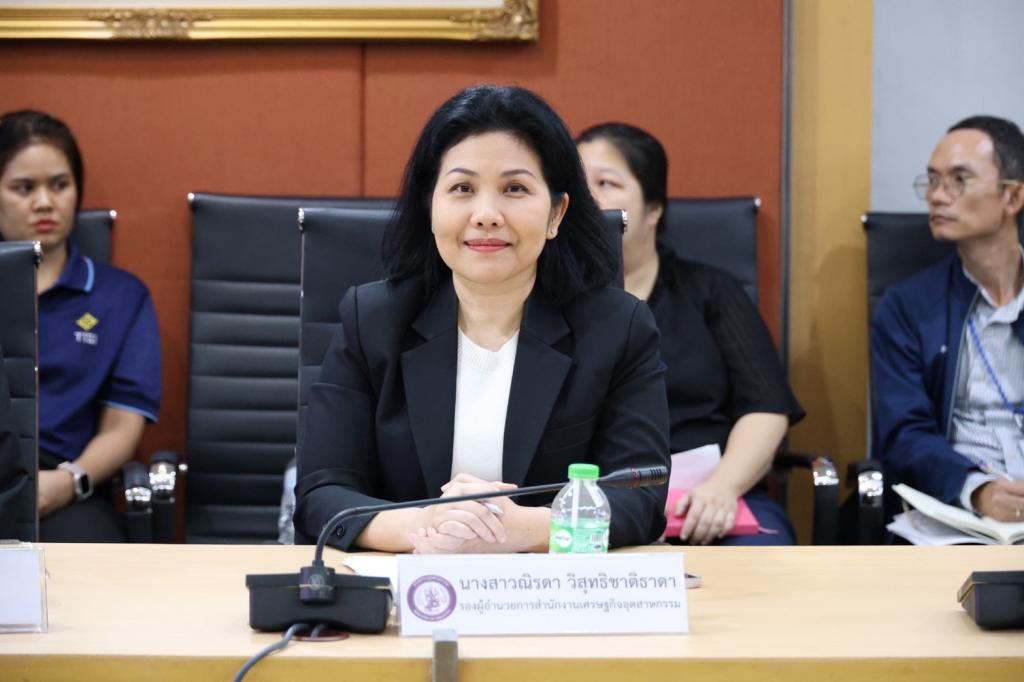 “รองอธิบดีดุสิต” ร่วมประชุม ทีมโฆษกกระทรวงอุตฯ ลุยสื่อสารเชิงรุก! ผนึกทุกหน่วยงานส่งต่อข่าวสารถึงประชาชน