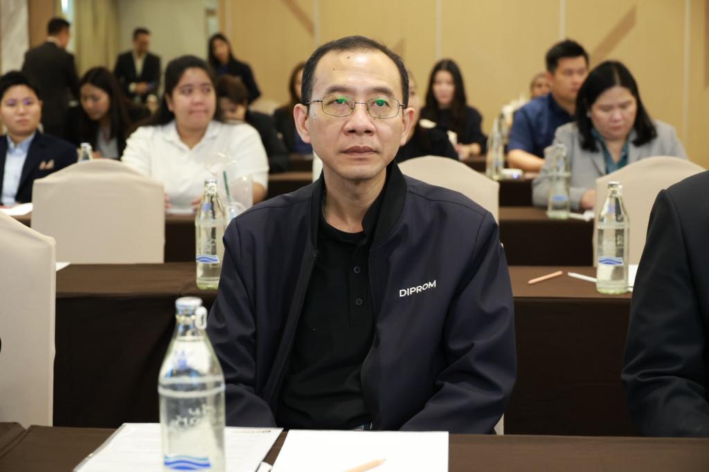 “ดีพร้อม” เดินหน้าผลักดันผู้ประกอบการศักยภาพสู่ Global Value Chain ผ่าน “กิจกรรมนิคม SME Awareness” เชื่อม SME สู่ห่วงโซ่อุปทานโลก คาดสร้างมูลค่าเศรษฐกิจกว่า 180 ล้านบาท