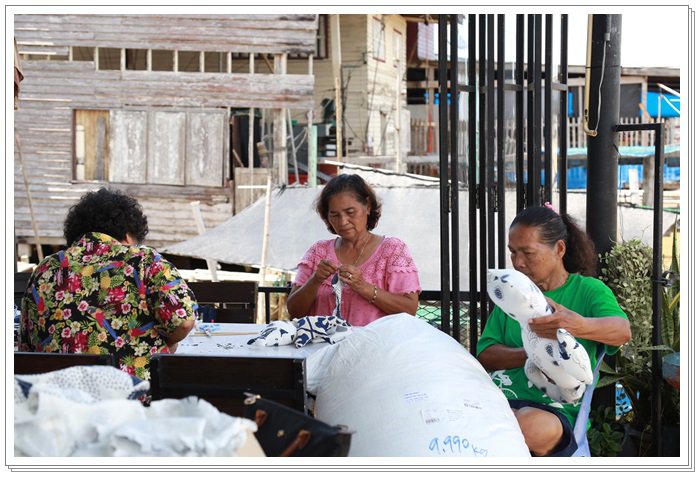 "รสอ.ใบน้อย" ลงพื้นที่หมู่บ้าน CIV ปากน้ำประแส จ.ระยอง 