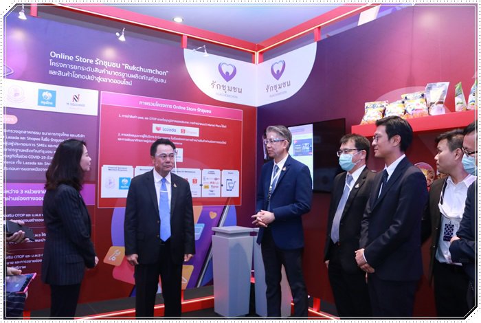 “อธิบดีณัฐพล” ร่วมเปิดงานตลาดนัด SME “เราช่วยไทย ไทยช่วยกัน” ยกขบวนสินค้าและบริการมาให้ ชิม เที่ยว ช้อป พร้อมไอเดียต่อยอดธุรกิจเอสเอ็มอี