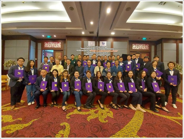 “รองปลัดจุลพงษ์” ร่วมแสดงความยินดีผู้ประกอบการ คพอ. รุ่น 370 เน้นเสริมแกร่งด้วย Smart SMEs Program