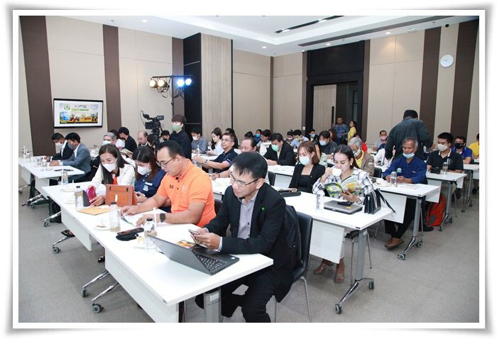 กสอ. จับมือ มทร.ธัญบุรี โชว์ผลงานเชื่อมโยงเครือข่ายผู้ให้บริการเครื่องจักรกลทางการเกษตร