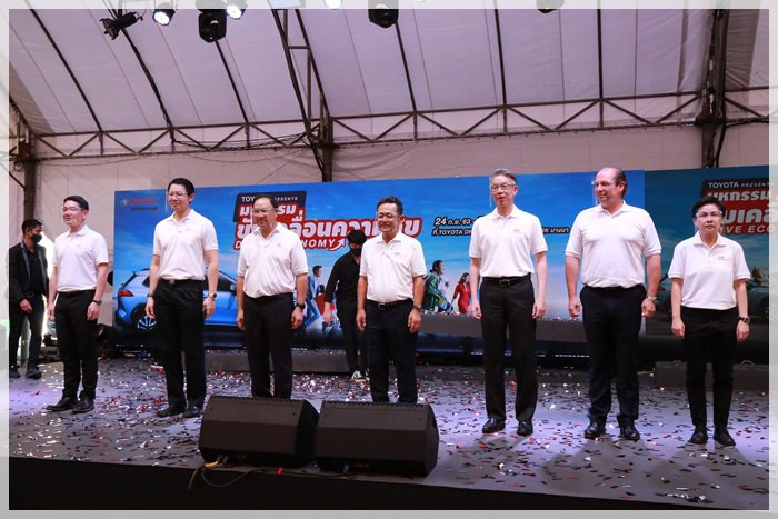 “อธิบดีณัฐพล” ร่วมเปิดมหกรรมขับเคลื่อนความสุข ขับเคลื่อนเศรษฐกิจไทยให้เติบโตอย่างยั่งยืน