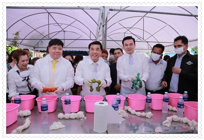 "สุริยะ" ดึง กสอ.เปิดคอร์สระยะสั้นผลิตผ้ามัดย้อม ลงพื้นที่ชุมชนบางแคเพิ่มรายได้-สร้างอาชีพใหม่