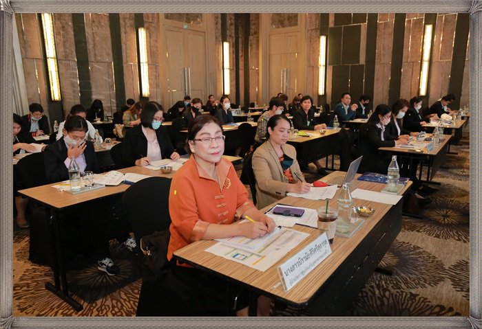 กสอ. ประเมินความคุ้มค่าภารกิจ พร้อมเตรียมกำลังพลเดินหน้าทำงานปี 64