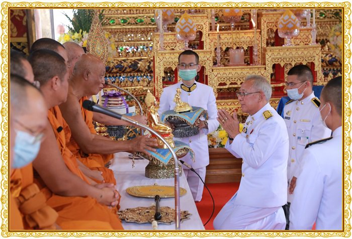 “อธิบดีณัฐพล” นำเหล่าข้าราชการ กสอ. ร่วมถวายผ้าพระกฐินพระราชทาน ณ วัดคฤหบดี