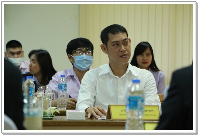 “อธิบดีณัฐพล” บินตรงเมืองรถม้า ตรวจเยี่ยมและมอบนโยบายแก่บุคลากร ศว.กสอ. พร้อมเน้นย้ำการปรับกระบวนการทำงานให้เกิดประสิทธิผลสูงสุด