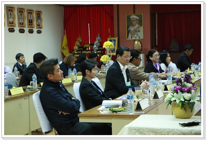 “อธิบดีณัฐพล” บินตรงเมืองรถม้า ตรวจเยี่ยมและมอบนโยบายแก่บุคลากร ศว.กสอ. พร้อมเน้นย้ำการปรับกระบวนการทำงานให้เกิดประสิทธิผลสูงสุด