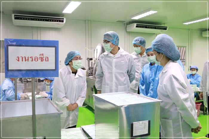 "อธิบดีณัฐพล" ตรวจเยี่ยมสถานประกอบการด้านการแพทย์ถิ่นลำพูน 