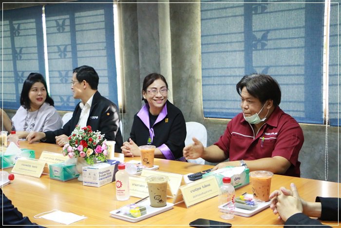 "อธิบดีณัฐพล" ตรวจเยี่ยมสถานประกอบการด้านการแพทย์ถิ่นลำพูน 