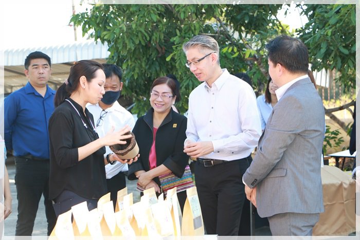 กสอ. โชว์ต้นแบบแตกกอจากผู้ประกอบการรางผ้าม่าน สู่สมาร์ทฟาร์ม นวัตกรรมเอาใจสายสุขภาพ
