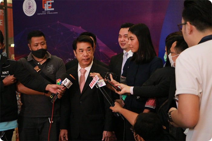 ร่วมเปิดงานประจำปี สศอ. (OIE Forum) พ.ศ. 2563 “New Perspective of Thailand Industry”  