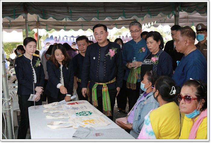 “กสอ. จับมือ สทบ.”ลงพื้นที่ชัยนาทคิกออฟโปรเจกต์ปั้นแบรนด์ 4 ชุมชน ติดอาวุธอง์ความรู้ร่วมพัฒนาผลิตภัณฑ์กระตุ้นเศรษฐกิจฐานราก