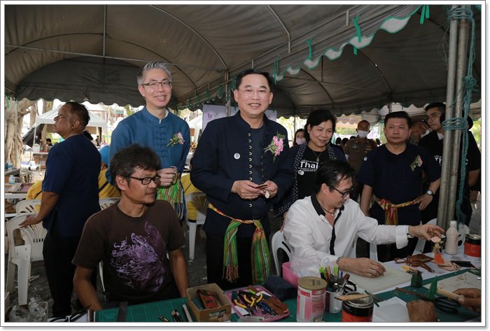 “กสอ. จับมือ สทบ.”ลงพื้นที่ชัยนาทคิกออฟโปรเจกต์ปั้นแบรนด์ 4 ชุมชน ติดอาวุธอง์ความรู้ร่วมพัฒนาผลิตภัณฑ์กระตุ้นเศรษฐกิจฐานราก